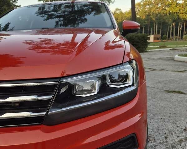 Оранжевый Фольксваген Tiguan Allspace, объемом двигателя 2 л и пробегом 175 тыс. км за 18500 $, фото 2 на Automoto.ua