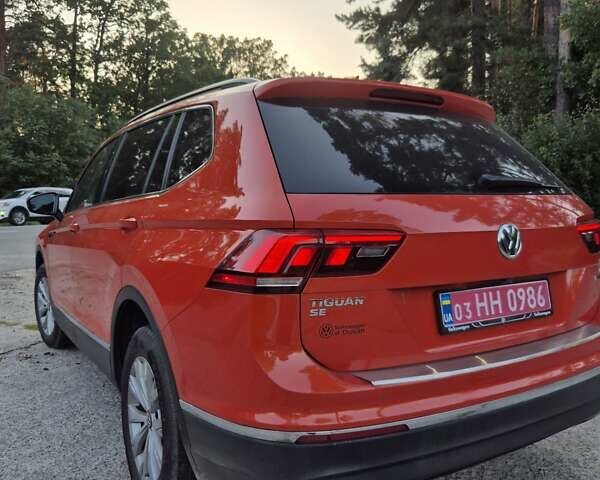 Оранжевый Фольксваген Tiguan Allspace, объемом двигателя 2 л и пробегом 175 тыс. км за 18500 $, фото 3 на Automoto.ua