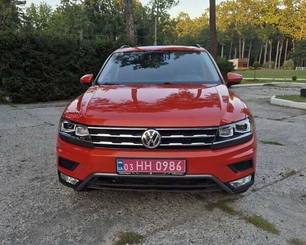 Оранжевый Фольксваген Tiguan Allspace, объемом двигателя 2 л и пробегом 175 тыс. км за 18500 $, фото 6 на Automoto.ua