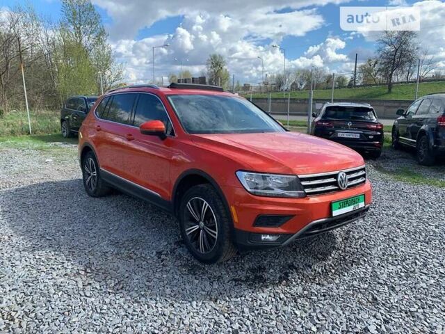 Помаранчевий Фольксваген Tiguan Allspace, об'ємом двигуна 1.98 л та пробігом 78 тис. км за 17850 $, фото 1 на Automoto.ua