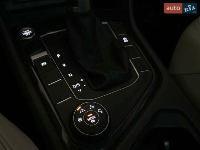 Фольксваген Tiguan Allspace 2019 в Львове на Automoto.ua Оранжевый Фольксваген Tiguan Allspace, объемом двигателя 2 л и пробегом 107 тыс. км за 19600 $, фото 14 на Automoto.ua