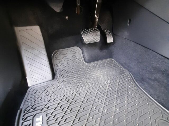 Білий Фольксваген Тігуан, об'ємом двигуна 2 л та пробігом 55 тис. км за 25700 $, фото 5 на Automoto.ua