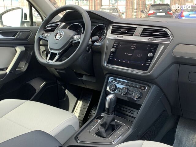 Білий Фольксваген Тігуан, об'ємом двигуна 0 л та пробігом 10 тис. км за 31000 $, фото 11 на Automoto.ua