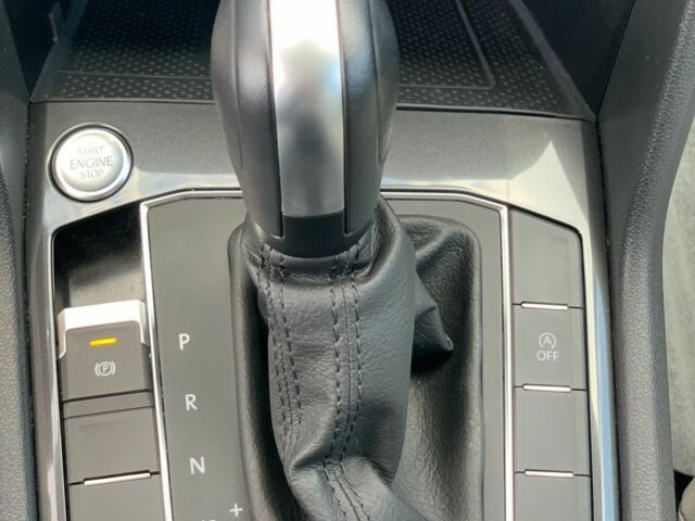 Білий Фольксваген Тігуан, об'ємом двигуна 0 л та пробігом 10 тис. км за 31000 $, фото 18 на Automoto.ua