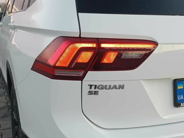 Белый Фольксваген Тигуан, объемом двигателя 2 л и пробегом 144 тыс. км за 16650 $, фото 2 на Automoto.ua