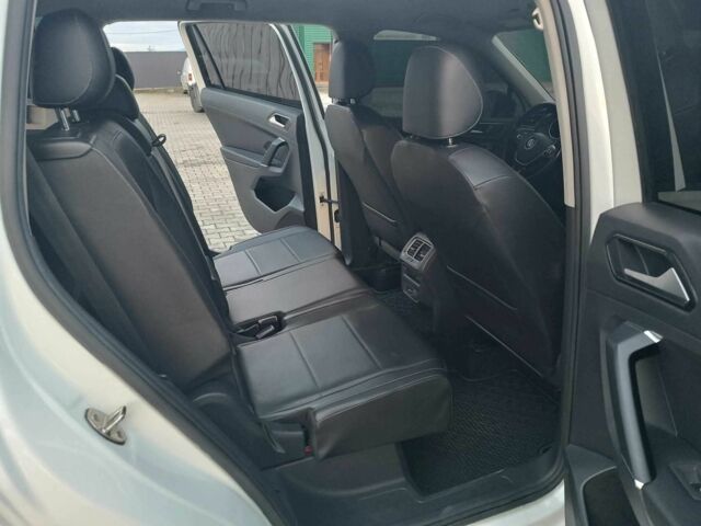 Белый Фольксваген Тигуан, объемом двигателя 2 л и пробегом 144 тыс. км за 16650 $, фото 11 на Automoto.ua