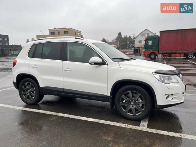 Білий Фольксваген Тігуан, об'ємом двигуна 1.4 л та пробігом 202 тис. км за 8699 $, фото 9 на Automoto.ua