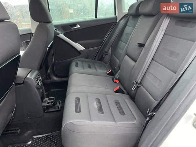 Білий Фольксваген Тігуан, об'ємом двигуна 1.4 л та пробігом 202 тис. км за 8699 $, фото 17 на Automoto.ua