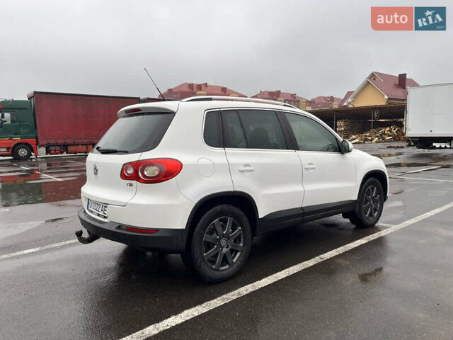 Білий Фольксваген Тігуан, об'ємом двигуна 1.4 л та пробігом 202 тис. км за 8699 $, фото 8 на Automoto.ua