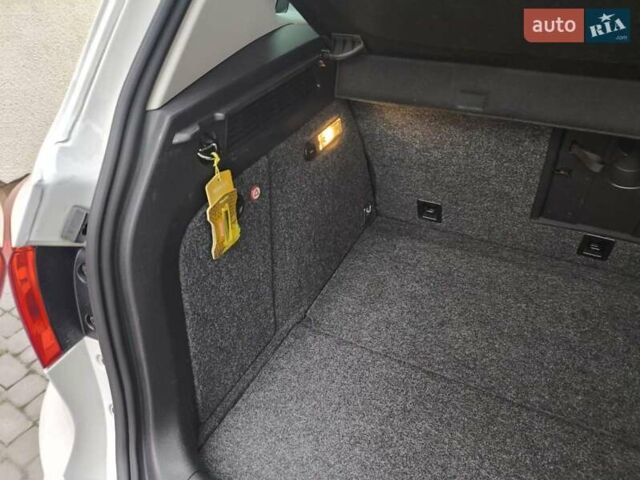 Білий Фольксваген Тігуан, об'ємом двигуна 1.97 л та пробігом 140 тис. км за 12000 $, фото 23 на Automoto.ua