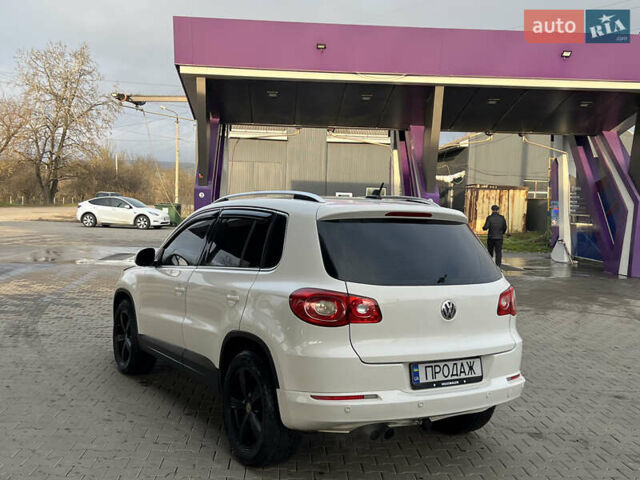 Белый Фольксваген Тигуан, объемом двигателя 2 л и пробегом 277 тыс. км за 11800 $, фото 8 на Automoto.ua