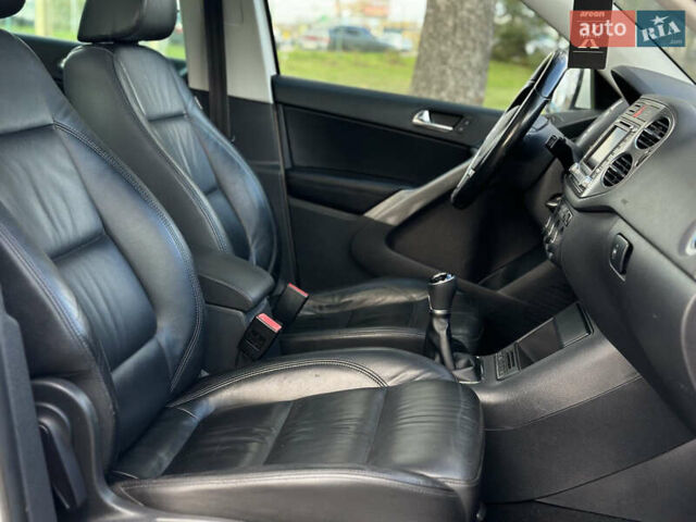 Белый Фольксваген Тигуан, объемом двигателя 1.4 л и пробегом 225 тыс. км за 9700 $, фото 37 на Automoto.ua