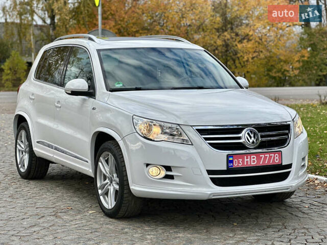 Белый Фольксваген Тигуан, объемом двигателя 1.4 л и пробегом 225 тыс. км за 9700 $, фото 3 на Automoto.ua