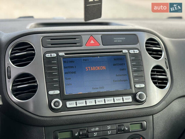 Белый Фольксваген Тигуан, объемом двигателя 1.4 л и пробегом 225 тыс. км за 9700 $, фото 18 на Automoto.ua