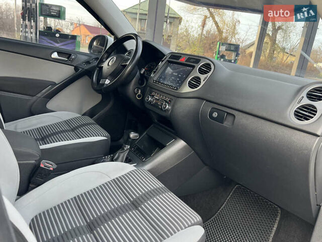 Белый Фольксваген Тигуан, объемом двигателя 2 л и пробегом 277 тыс. км за 11800 $, фото 9 на Automoto.ua