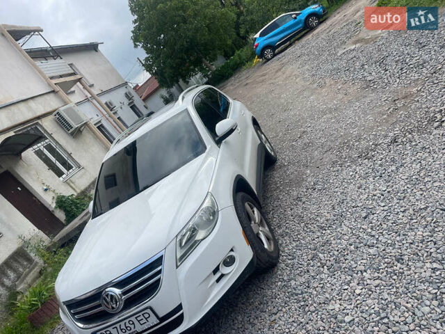 Белый Фольксваген Тигуан, объемом двигателя 1.98 л и пробегом 236 тыс. км за 9500 $, фото 5 на Automoto.ua