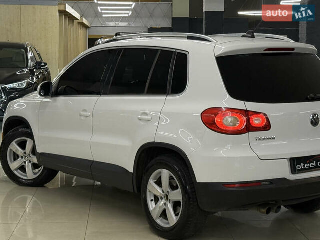 Белый Фольксваген Тигуан, объемом двигателя 1.98 л и пробегом 348 тыс. км за 8999 $, фото 13 на Automoto.ua