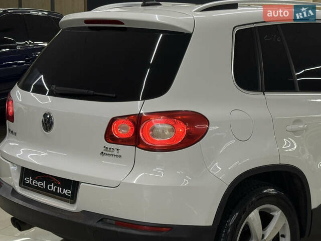 Белый Фольксваген Тигуан, объемом двигателя 1.98 л и пробегом 348 тыс. км за 8999 $, фото 10 на Automoto.ua