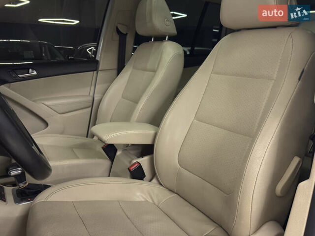 Белый Фольксваген Тигуан, объемом двигателя 1.98 л и пробегом 348 тыс. км за 8999 $, фото 16 на Automoto.ua