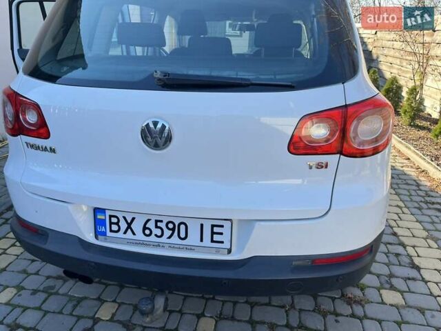 Белый Фольксваген Тигуан, объемом двигателя 1.4 л и пробегом 226 тыс. км за 9660 $, фото 39 на Automoto.ua