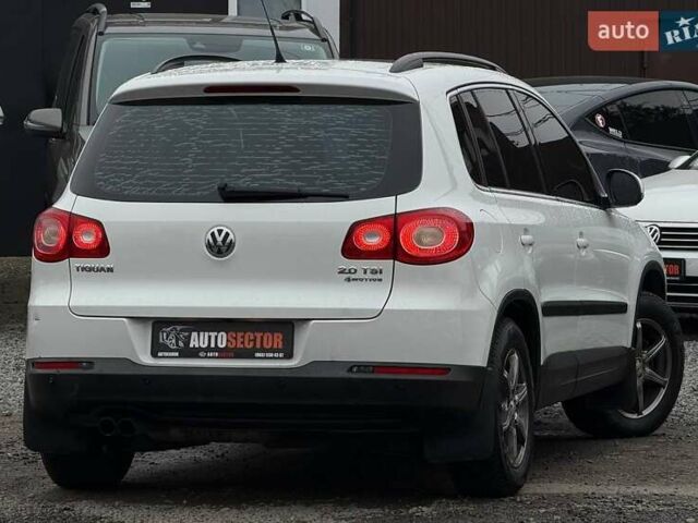 Белый Фольксваген Тигуан, объемом двигателя 2 л и пробегом 235 тыс. км за 11300 $, фото 10 на Automoto.ua