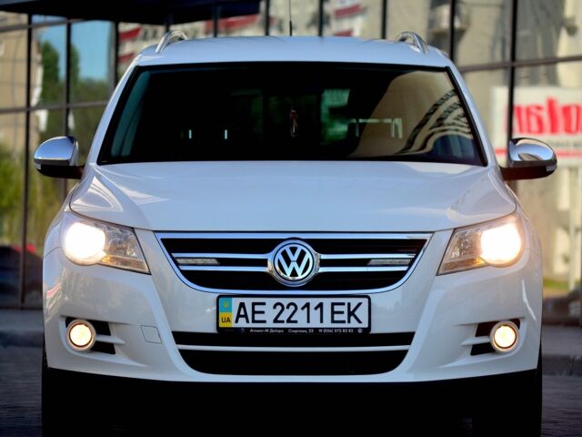 Белый Фольксваген Тигуан, объемом двигателя 2 л и пробегом 180 тыс. км за 11700 $, фото 15 на Automoto.ua