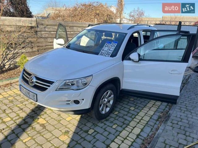 Белый Фольксваген Тигуан, объемом двигателя 1.4 л и пробегом 226 тыс. км за 9660 $, фото 13 на Automoto.ua