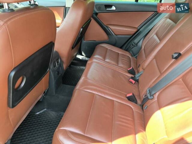 Белый Фольксваген Тигуан, объемом двигателя 2 л и пробегом 150 тыс. км за 10500 $, фото 10 на Automoto.ua