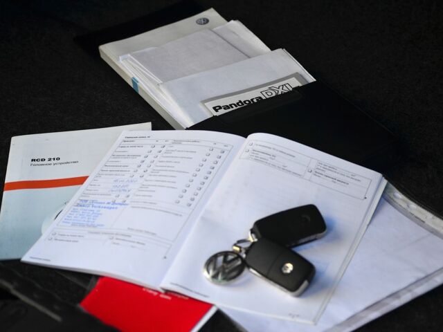 Белый Фольксваген Тигуан, объемом двигателя 2 л и пробегом 180 тыс. км за 11700 $, фото 17 на Automoto.ua