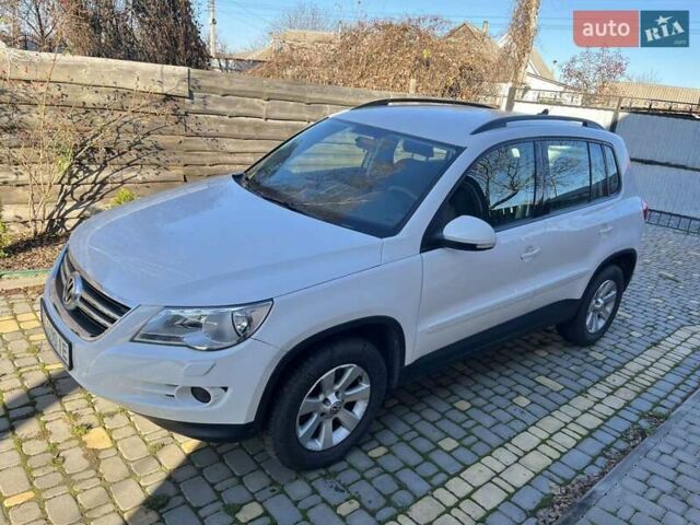 Белый Фольксваген Тигуан, объемом двигателя 1.4 л и пробегом 226 тыс. км за 9660 $, фото 6 на Automoto.ua