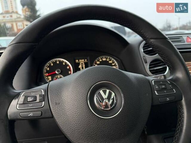 Белый Фольксваген Тигуан, объемом двигателя 2 л и пробегом 235 тыс. км за 11300 $, фото 25 на Automoto.ua