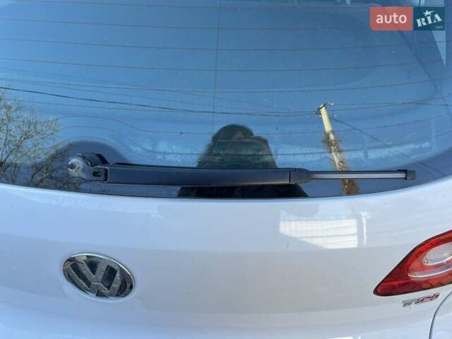 Белый Фольксваген Тигуан, объемом двигателя 1.4 л и пробегом 226 тыс. км за 9660 $, фото 42 на Automoto.ua