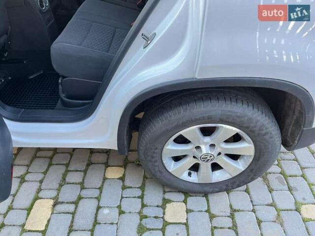 Белый Фольксваген Тигуан, объемом двигателя 1.4 л и пробегом 226 тыс. км за 9660 $, фото 40 на Automoto.ua