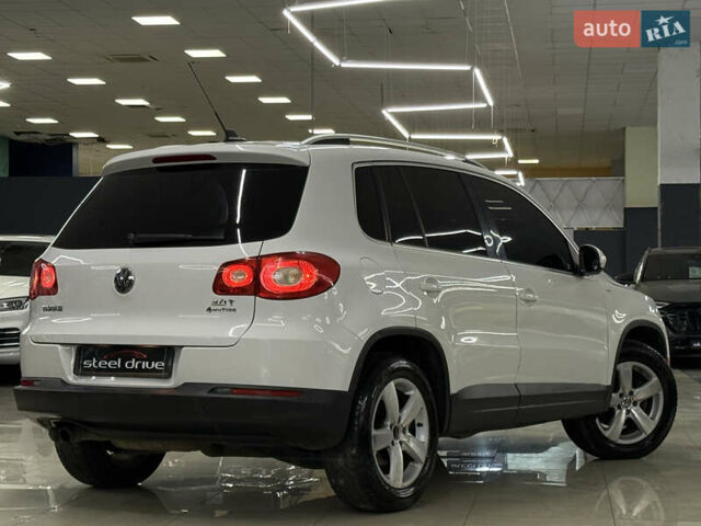 Белый Фольксваген Тигуан, объемом двигателя 1.98 л и пробегом 348 тыс. км за 8999 $, фото 8 на Automoto.ua