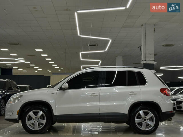 Белый Фольксваген Тигуан, объемом двигателя 1.98 л и пробегом 348 тыс. км за 8999 $, фото 15 на Automoto.ua