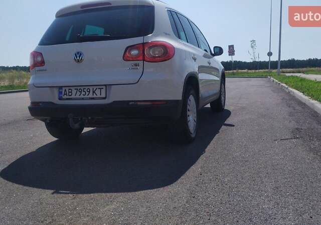 Белый Фольксваген Тигуан, объемом двигателя 1.4 л и пробегом 183 тыс. км за 10200 $, фото 9 на Automoto.ua