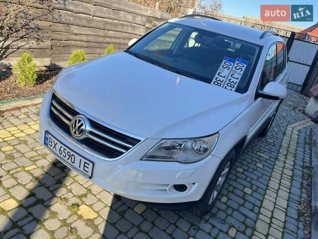 Белый Фольксваген Тигуан, объемом двигателя 1.4 л и пробегом 226 тыс. км за 9660 $, фото 4 на Automoto.ua