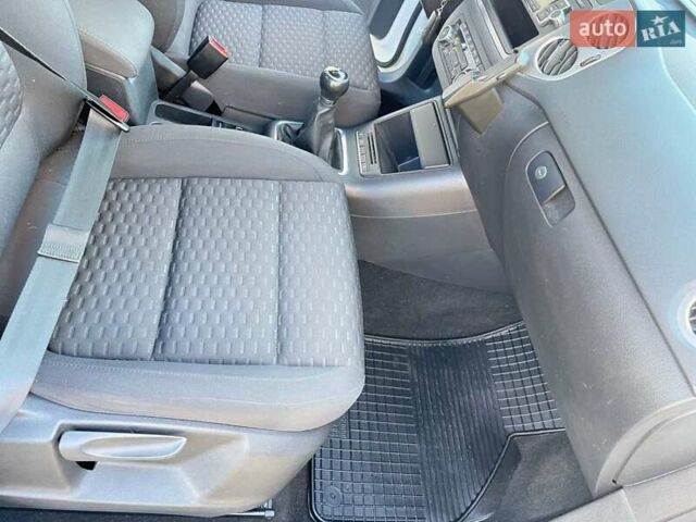 Белый Фольксваген Тигуан, объемом двигателя 1.4 л и пробегом 226 тыс. км за 9660 $, фото 59 на Automoto.ua