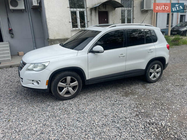 Белый Фольксваген Тигуан, объемом двигателя 1.98 л и пробегом 236 тыс. км за 9500 $, фото 7 на Automoto.ua