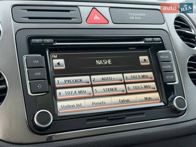 Белый Фольксваген Тигуан, объемом двигателя 2 л и пробегом 235 тыс. км за 11300 $, фото 31 на Automoto.ua