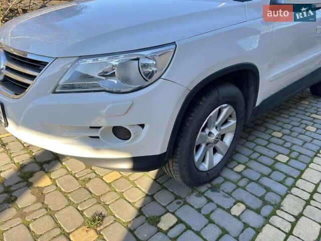 Белый Фольксваген Тигуан, объемом двигателя 1.4 л и пробегом 226 тыс. км за 9660 $, фото 18 на Automoto.ua