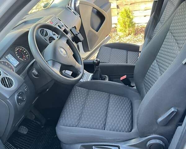 Белый Фольксваген Тигуан, объемом двигателя 1.4 л и пробегом 226 тыс. км за 9660 $, фото 48 на Automoto.ua