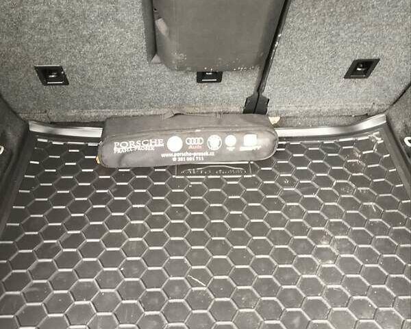 Белый Фольксваген Тигуан, объемом двигателя 2 л и пробегом 217 тыс. км за 12450 $, фото 28 на Automoto.ua