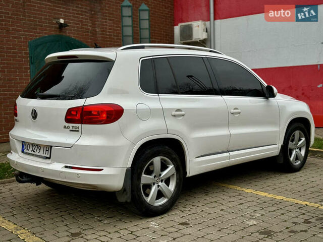 Белый Фольксваген Тигуан, объемом двигателя 1.97 л и пробегом 257 тыс. км за 14999 $, фото 14 на Automoto.ua