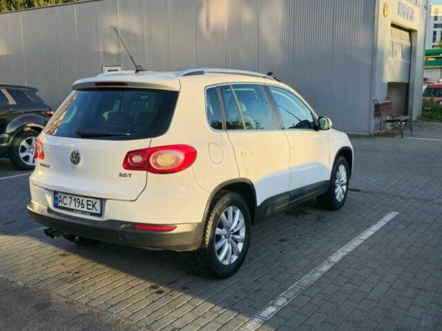 Белый Фольксваген Тигуан, объемом двигателя 2 л и пробегом 289 тыс. км за 9200 $, фото 16 на Automoto.ua