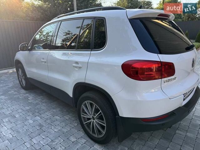 Белый Фольксваген Тигуан, объемом двигателя 1.98 л и пробегом 138 тыс. км за 12500 $, фото 7 на Automoto.ua
