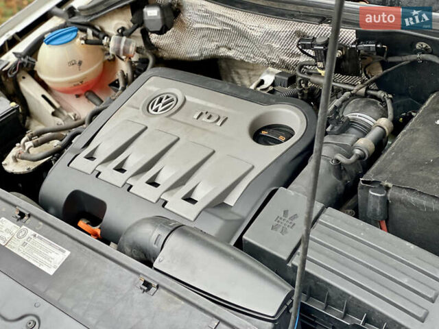 Белый Фольксваген Тигуан, объемом двигателя 2 л и пробегом 236 тыс. км за 13500 $, фото 21 на Automoto.ua