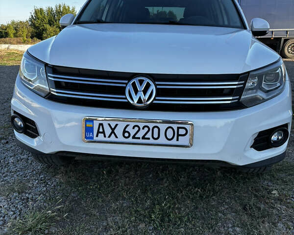 Белый Фольксваген Тигуан, объемом двигателя 1.98 л и пробегом 229 тыс. км за 13500 $, фото 41 на Automoto.ua
