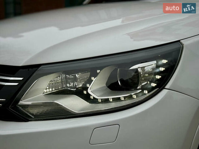 Белый Фольксваген Тигуан, объемом двигателя 1.97 л и пробегом 257 тыс. км за 14999 $, фото 10 на Automoto.ua