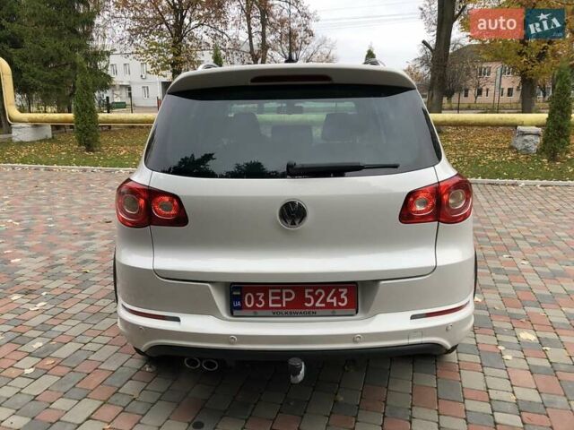 Білий Фольксваген Тігуан, об'ємом двигуна 2 л та пробігом 165 тис. км за 13600 $, фото 118 на Automoto.ua